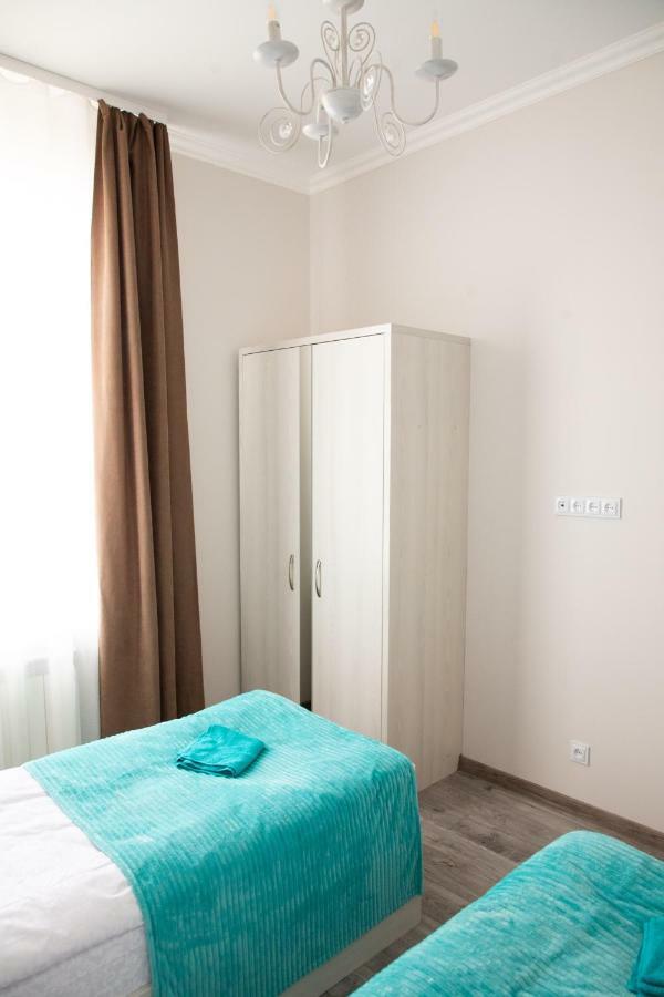Kit Apartament Apartment Lviv Exterior photo