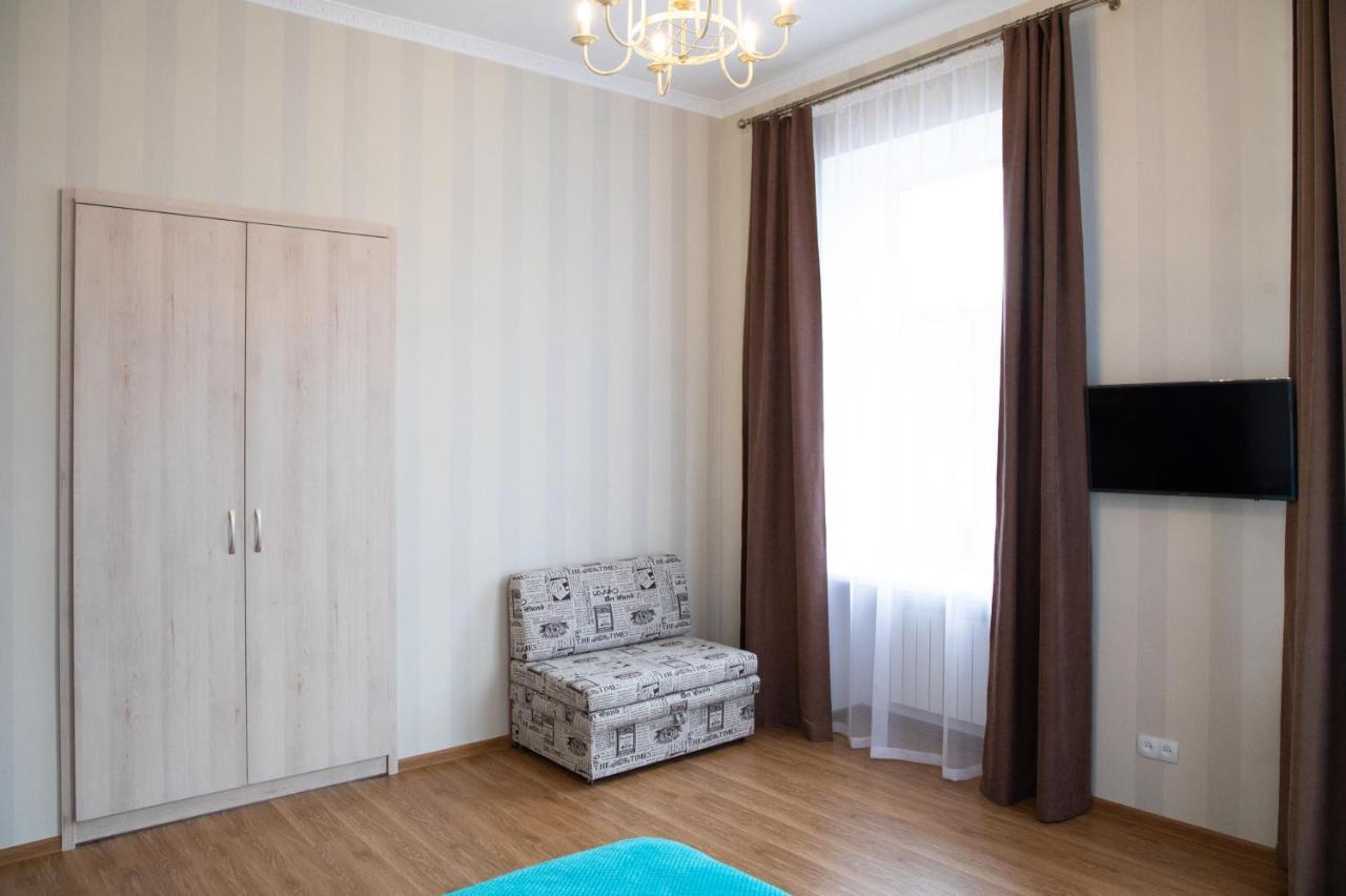 Kit Apartament Apartment Lviv Exterior photo